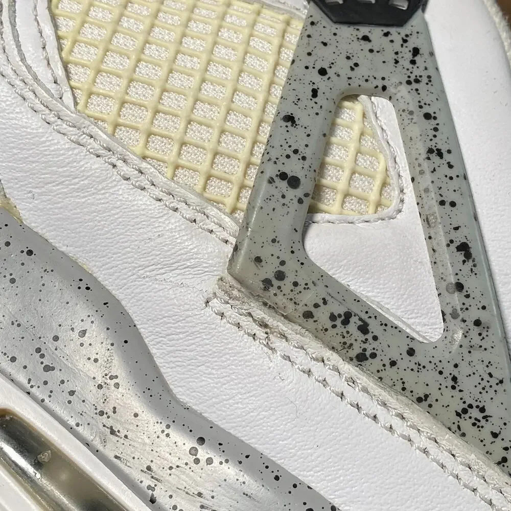 Mens Air Jordan 4 Retro OG White Cement Size 8 Basketball Shoes (840606-192)